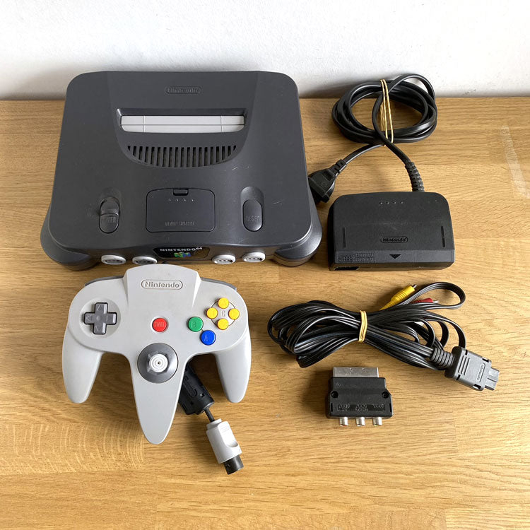 Console Nintendo 64 en boite (EUR-PAL Version)