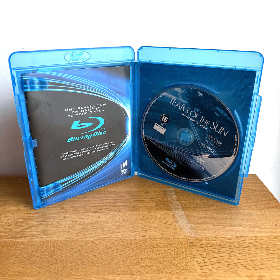 Les Larmes du Soleil Blu-Ray