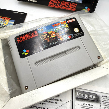 Donkey Kong Country 3 Dixie Kong's Double Trouble! Super Nintendo