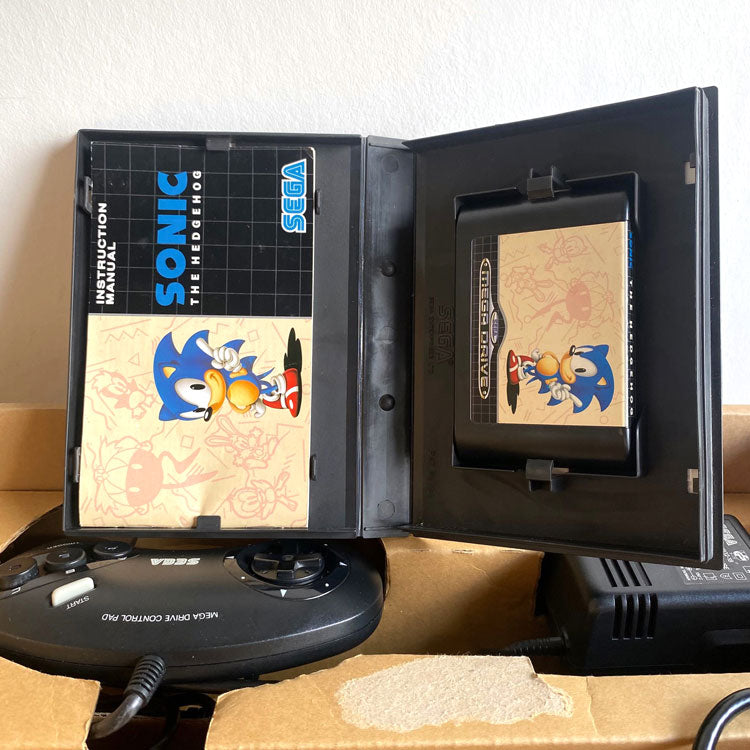 Console Sega Megadrive en boite (Sonic Pack)