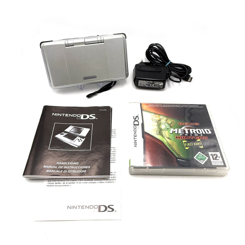 Console Nintendo DS Tank Silver Metroid Prime Hunters First Hunt Demo Pack (RARE)