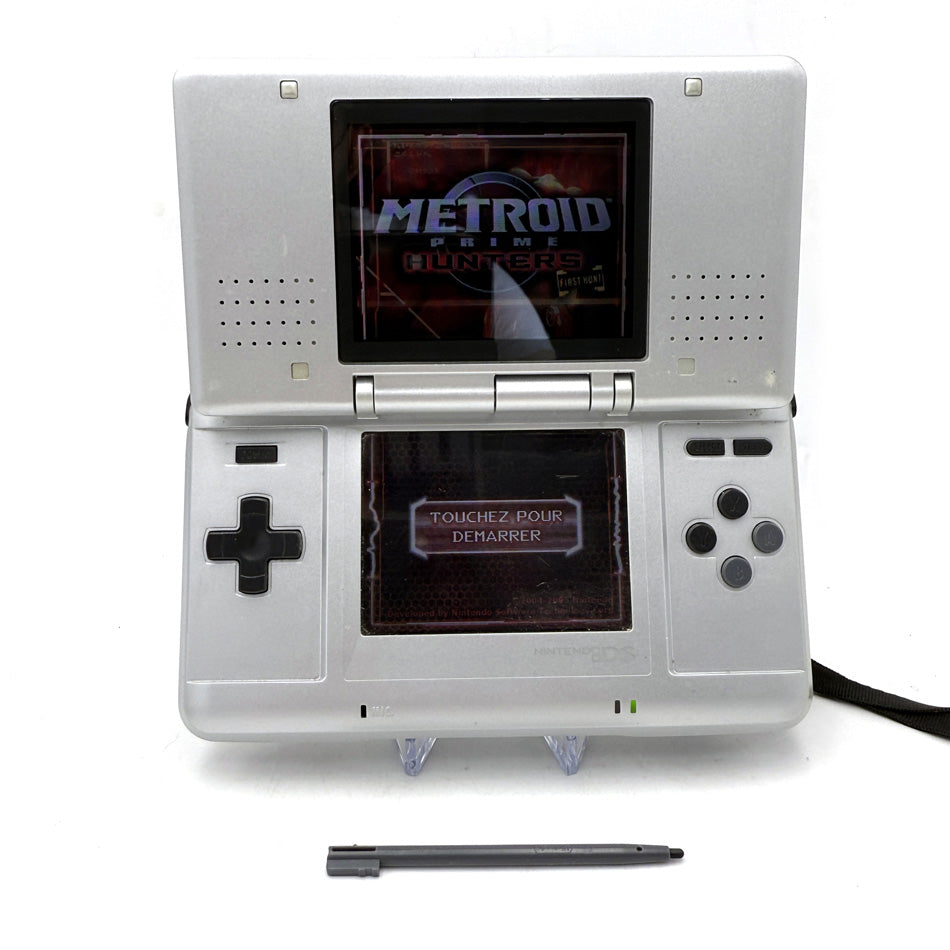 Console Nintendo DS Tank Silver Metroid Prime Hunters First Hunt Demo Pack (RARE)