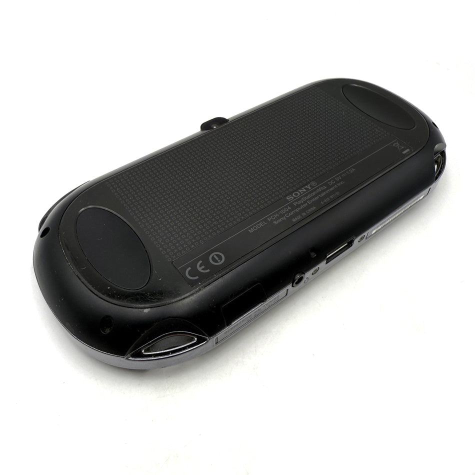 Pack Ps Vita Wifi + Soul Sacrifice Voucher + Cm 4 Go Pack Ps Vita Wifi + Soul Sacrifice Voucher + Cm 4 Go