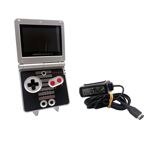 Console Nintendo Game Boy Advance SP Classic NES Edition AGS-001 (RARE)