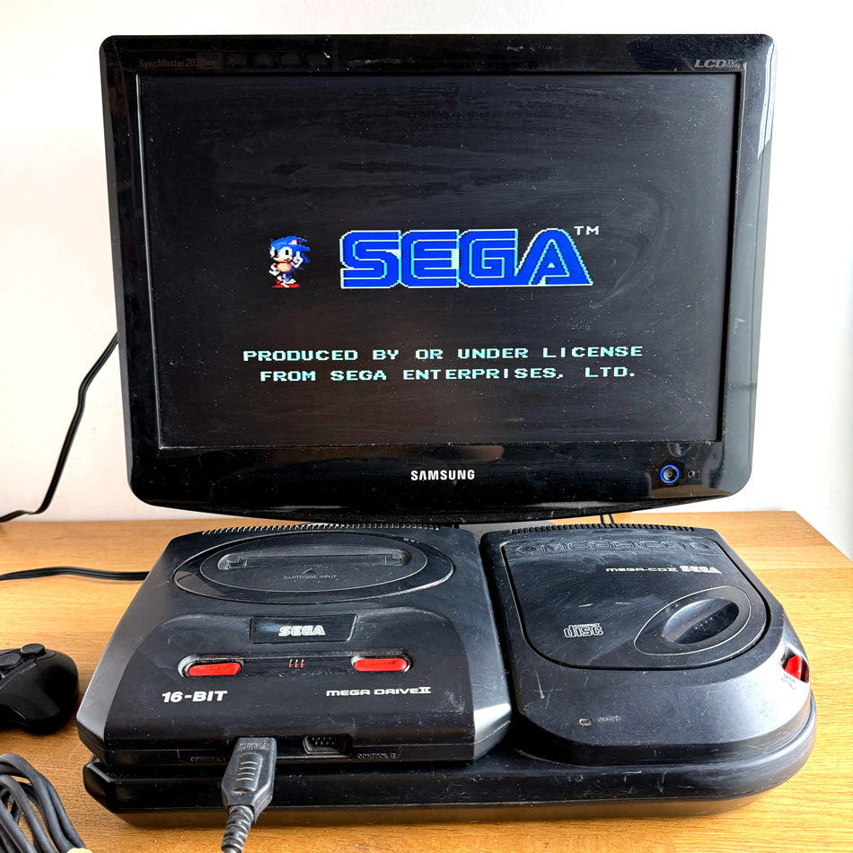 Console Sega Megadrive II + Mega-CD II