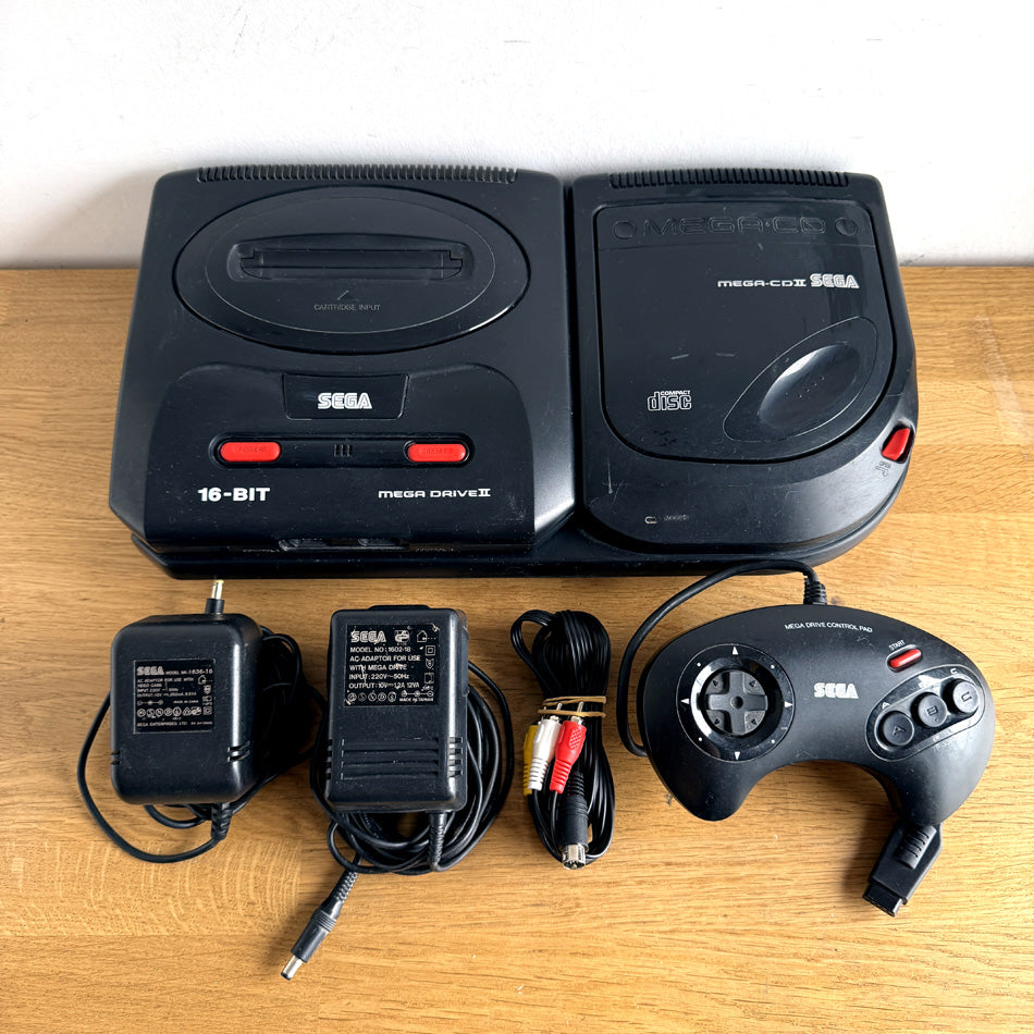 Console Sega Megadrive II + Mega-CD II