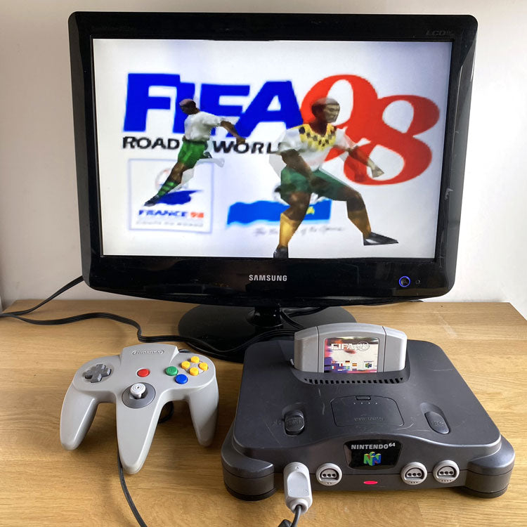 Console Nintendo 64 + Manette + 2 jeux