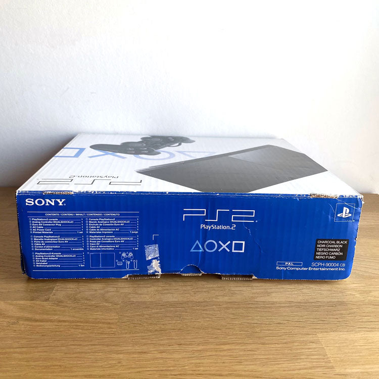 Boîte console PlayStation 2 Slim 90004 plus résistant à l'original.
