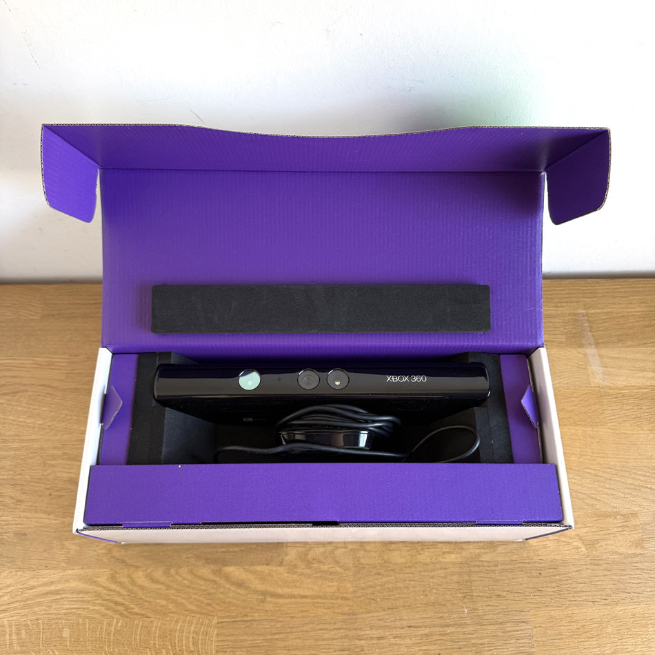 Kinect Sensor Xbox 360 (+ Kinect Adventures)