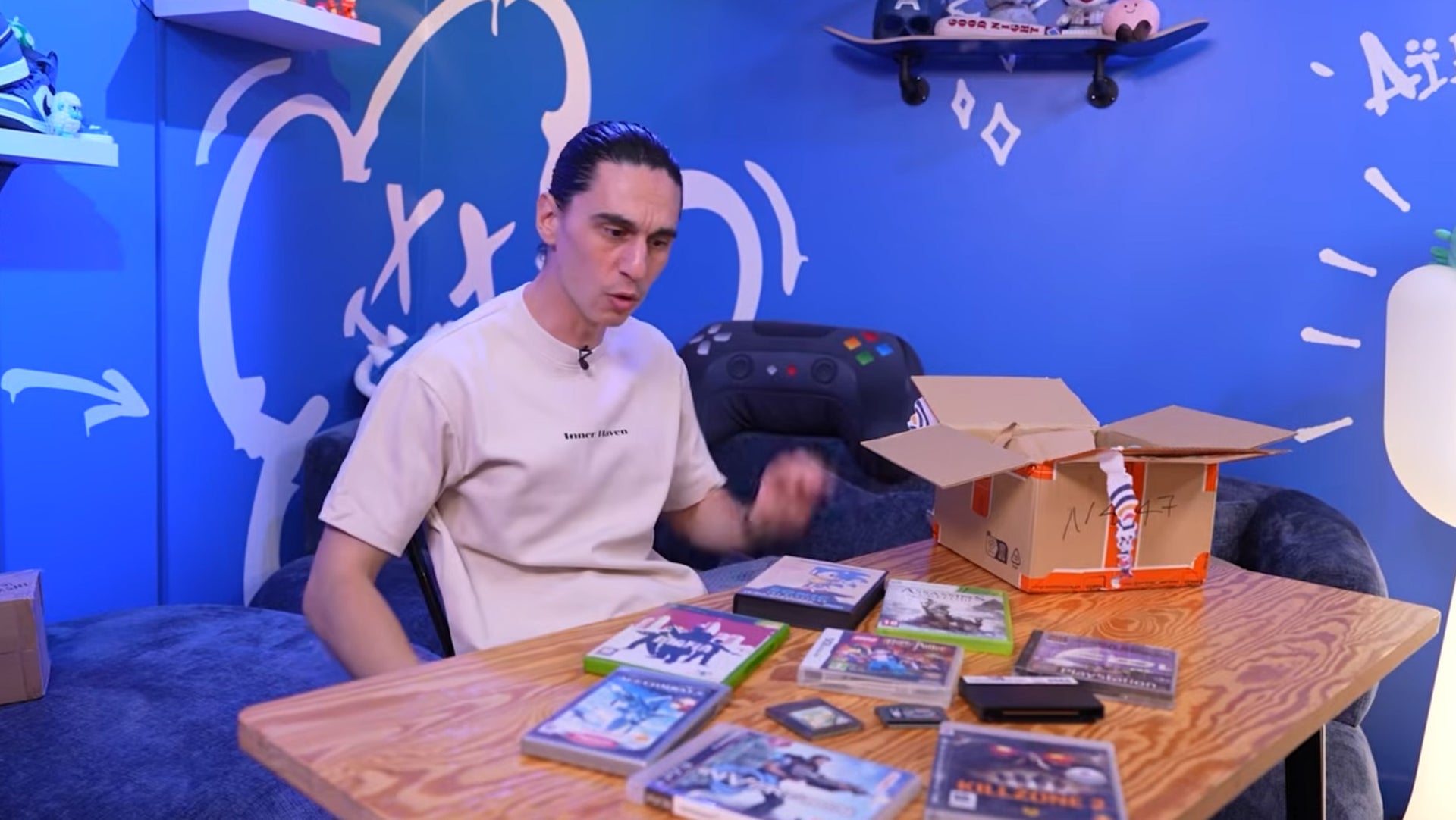 Charger la vidéo : Batzair a testé nos Mystery Box !