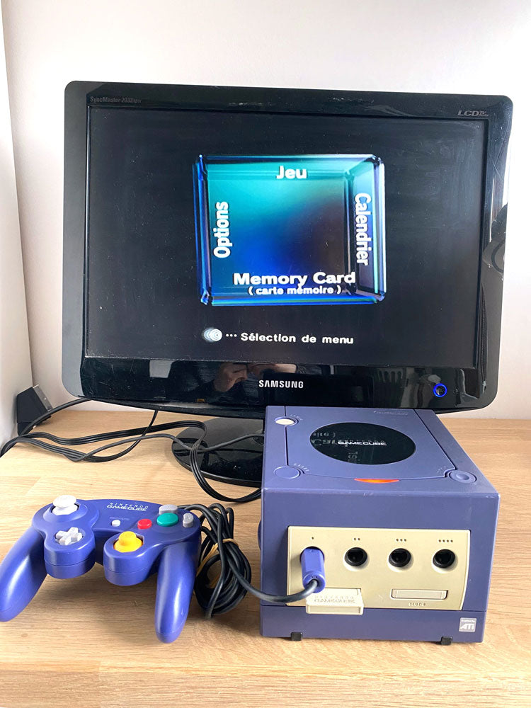 Console Nintendo Gamecube Violet Purple avec manette et carte mémoire
